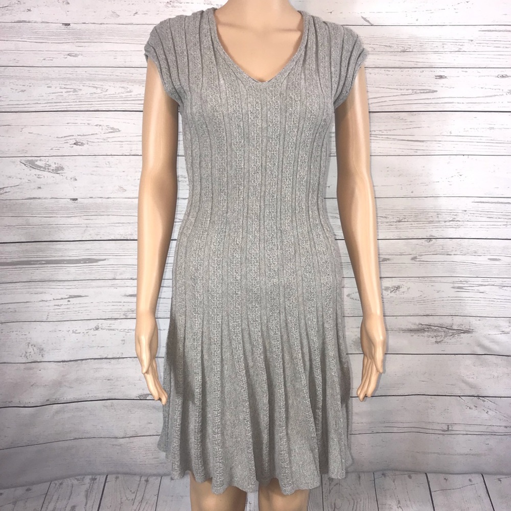 Max studios stretch short sleeve sweater d…
